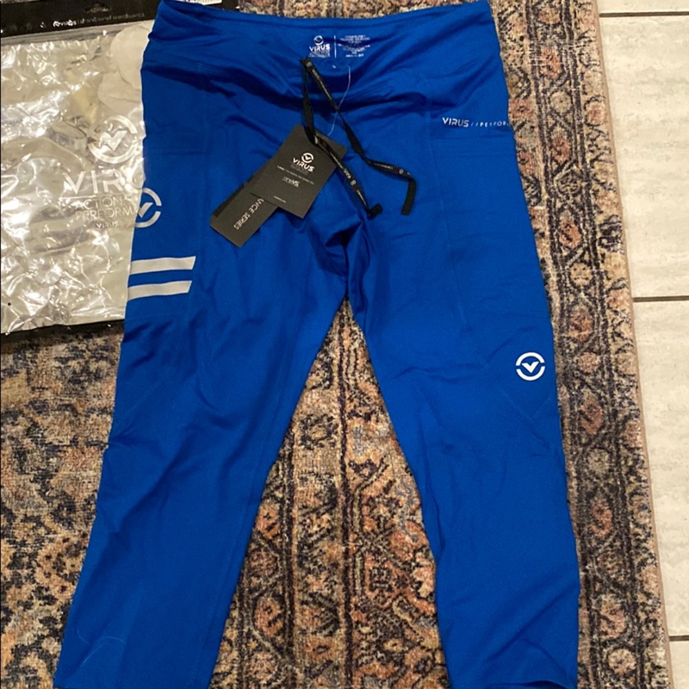 Virus power tech crop pants